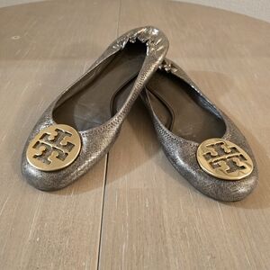 Tory Birch Gold Metallic Flats Sz 9